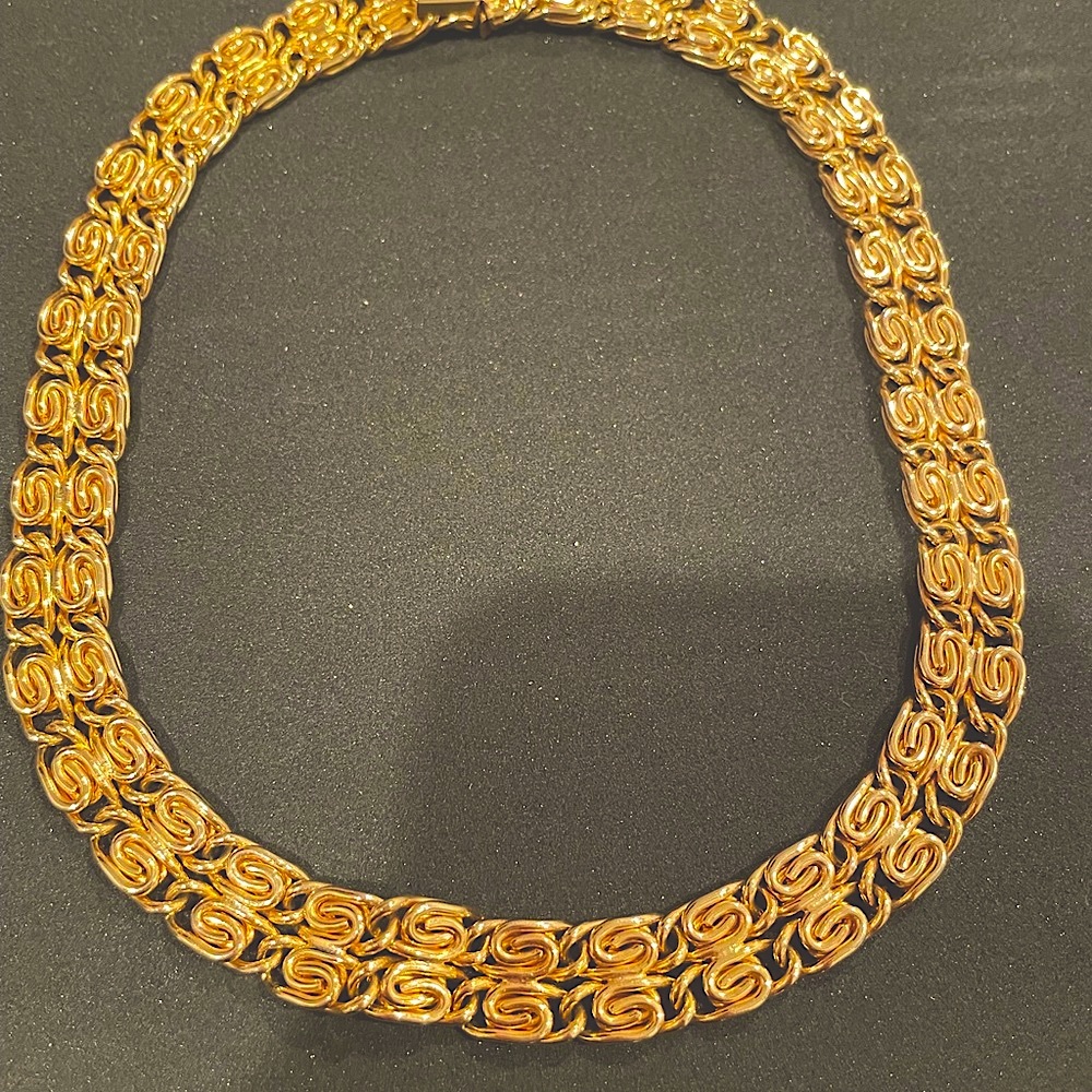 Italian faux gold necklace. Vintage. High quality.
